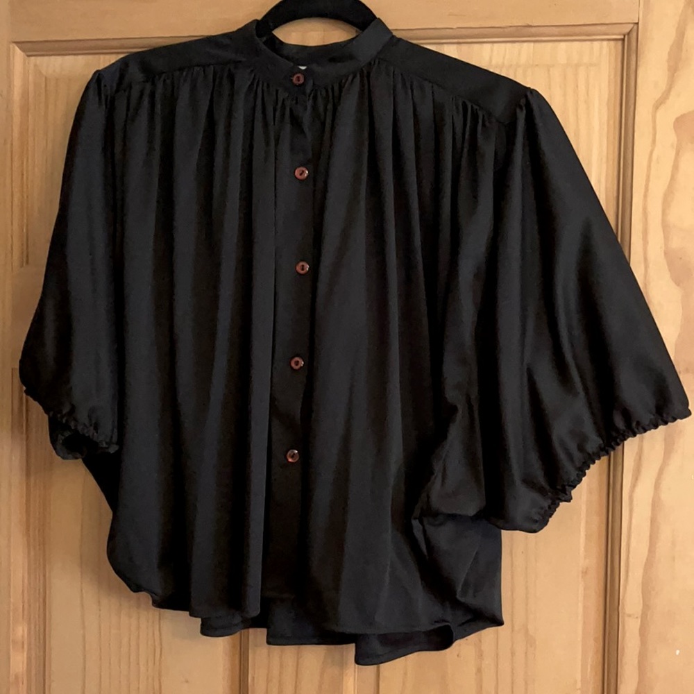 Sixties Vintage Batwing Blouse Black Button Front Banded Collar Swing Top Sz M